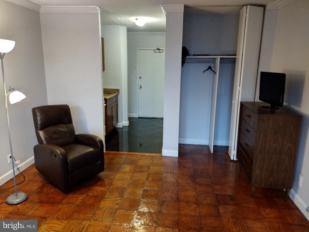 FRIENDSHIP HEIGHTS - Residential Lease