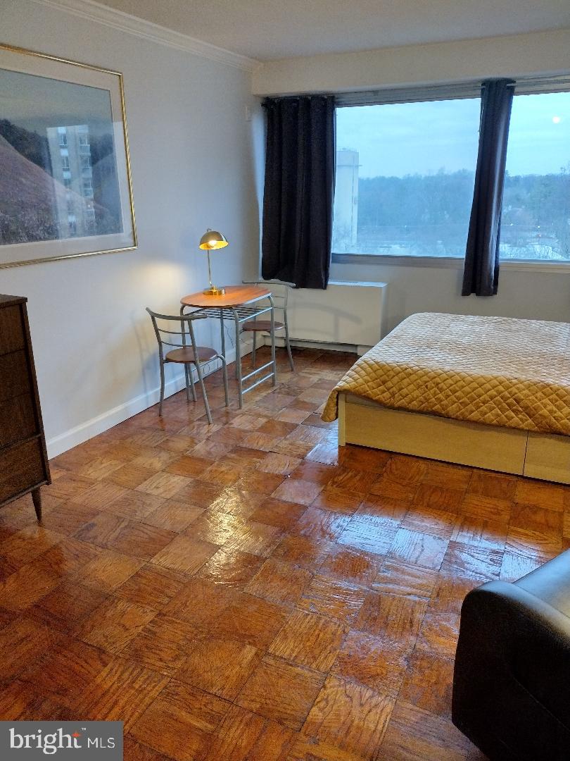 FRIENDSHIP HEIGHTS - Residential Lease