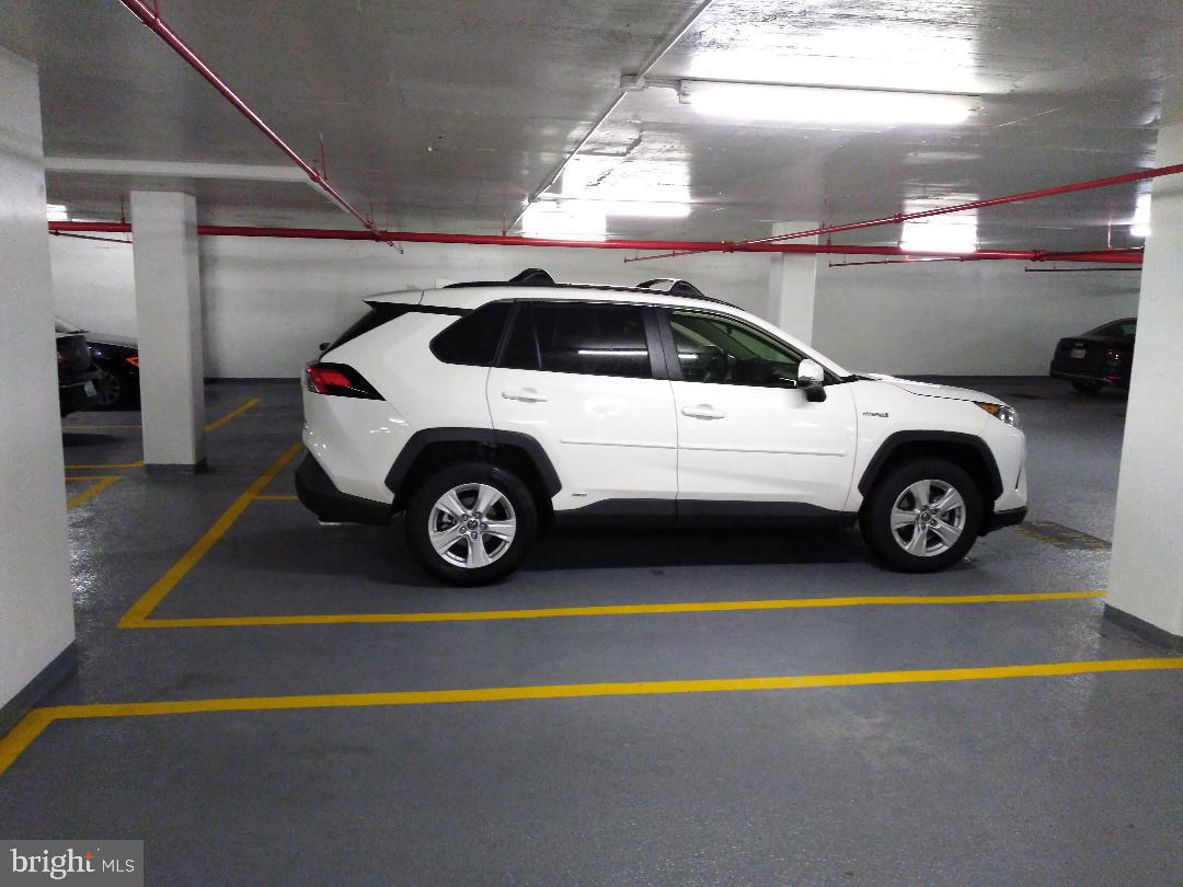 FRIENDSHIP HEIGHTS - Residential Lease