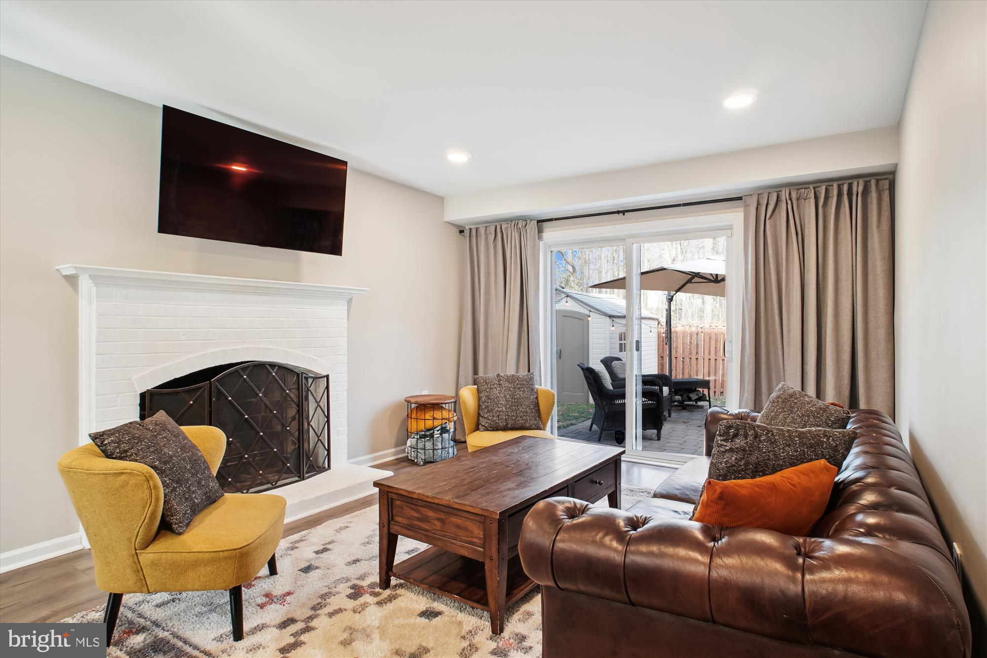 BURKE STATION SQUARE - Residential