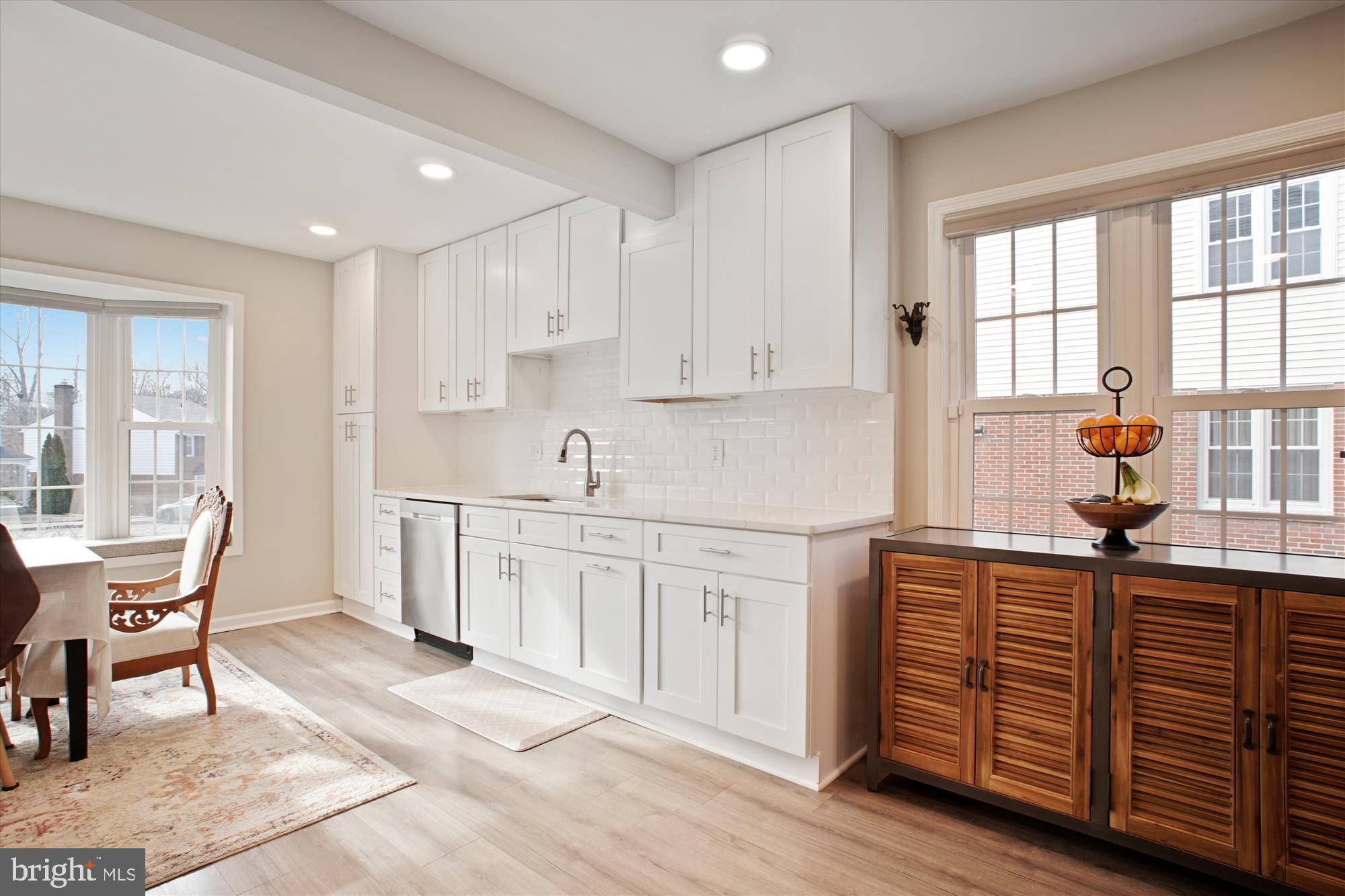 BURKE STATION SQUARE - Residential