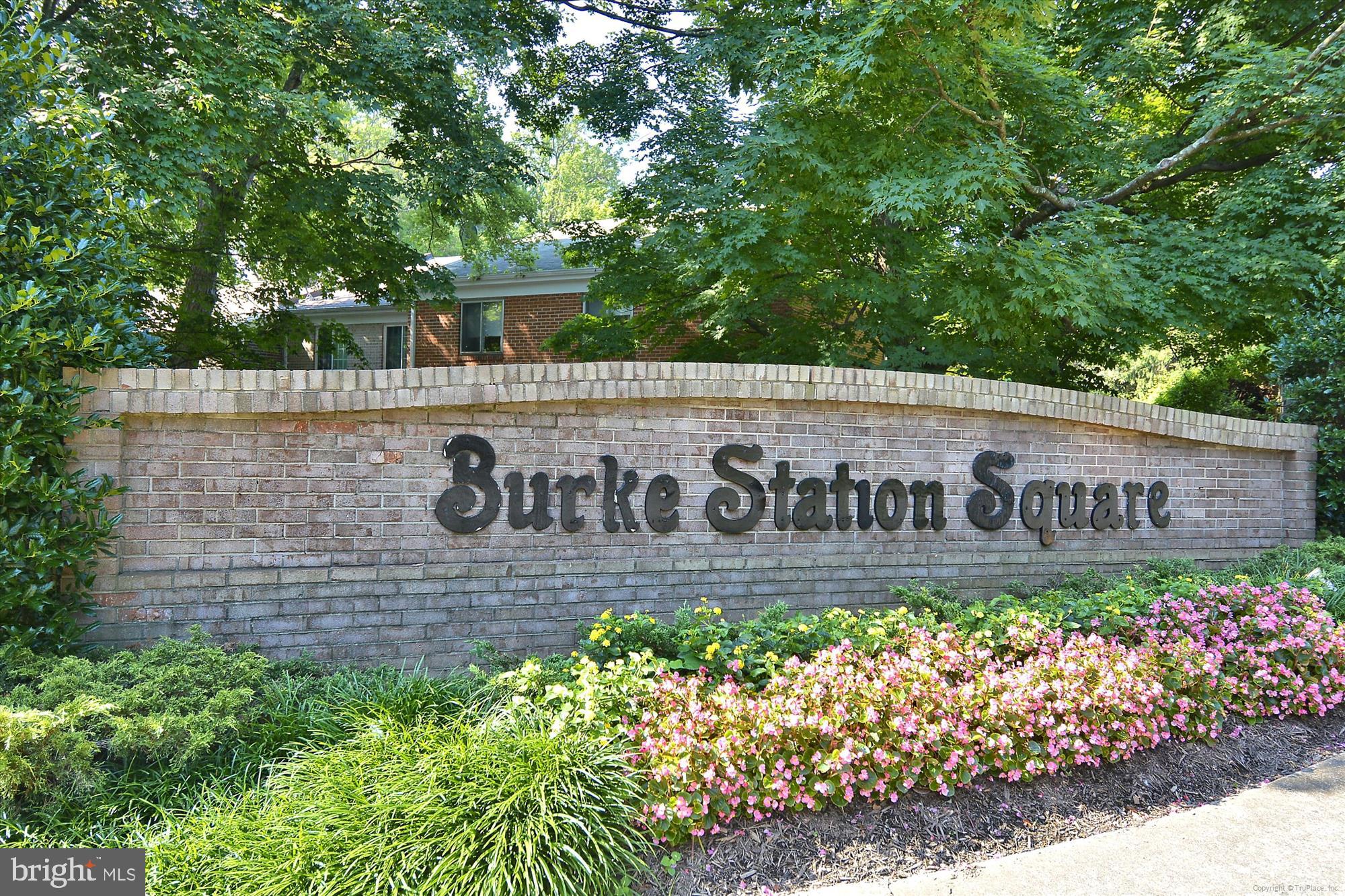 BURKE STATION SQUARE - Residential