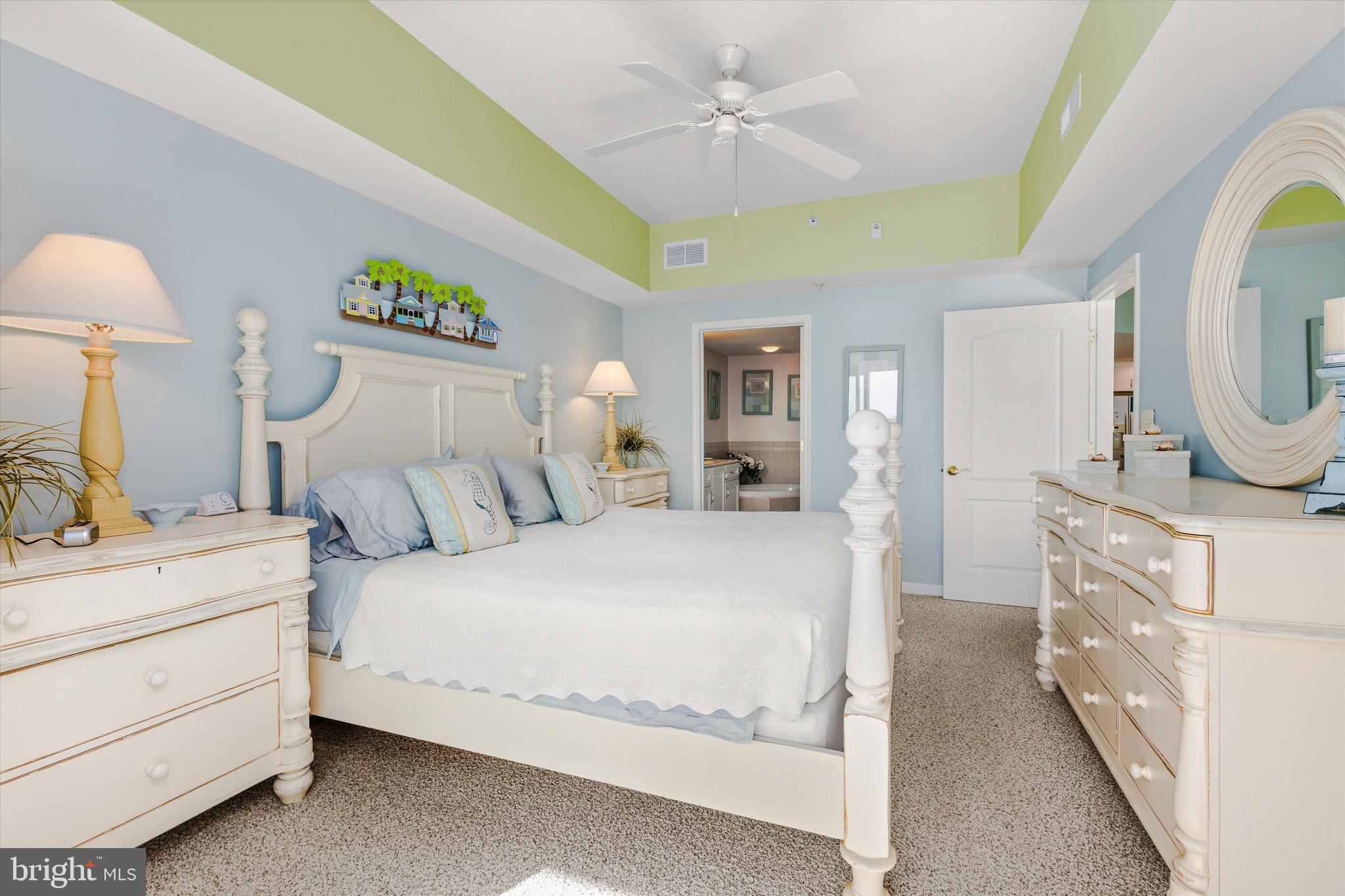 HARBOUR LIGHT CONDOS - Residential