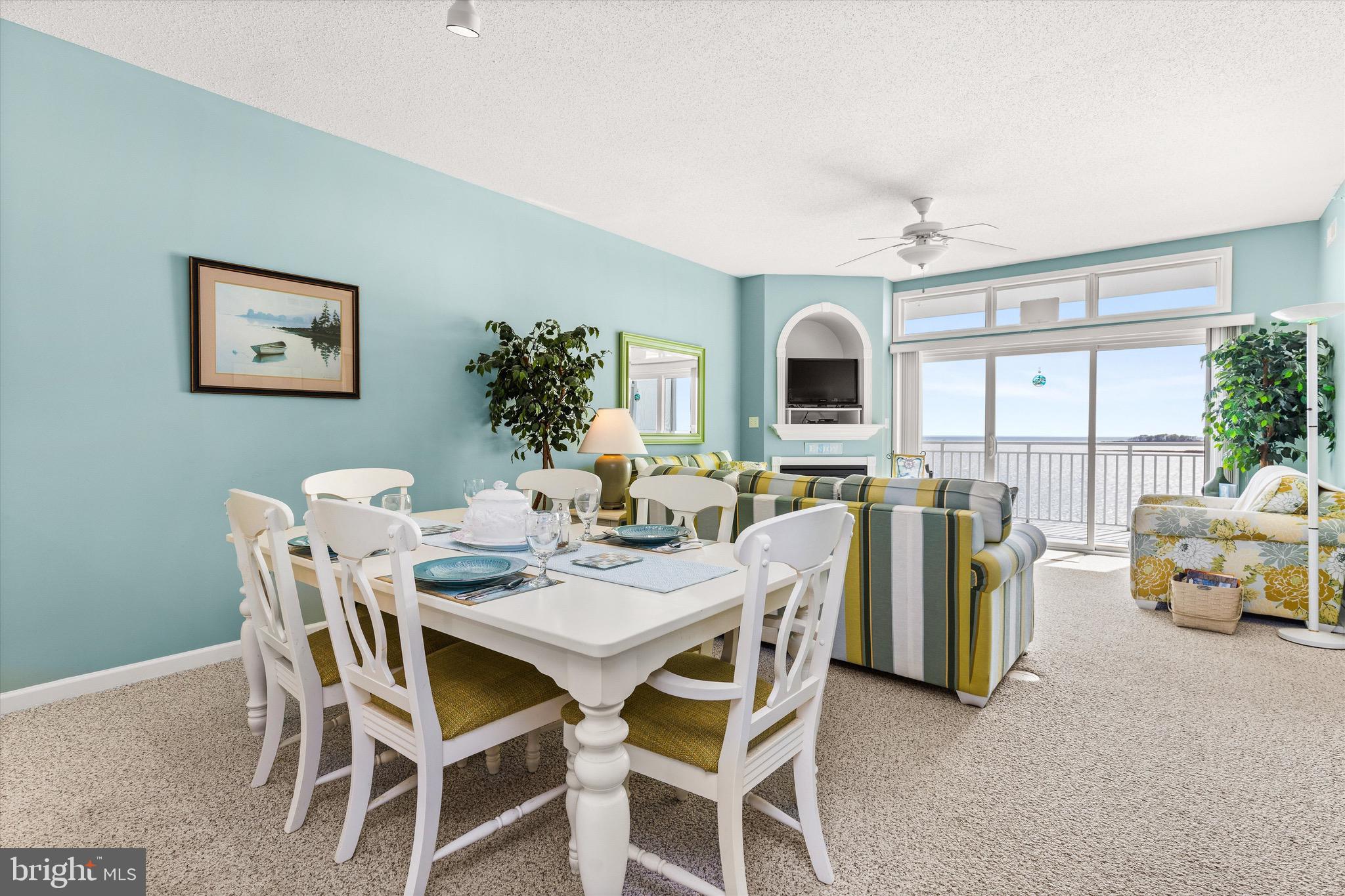 HARBOUR LIGHT CONDOS - Residential