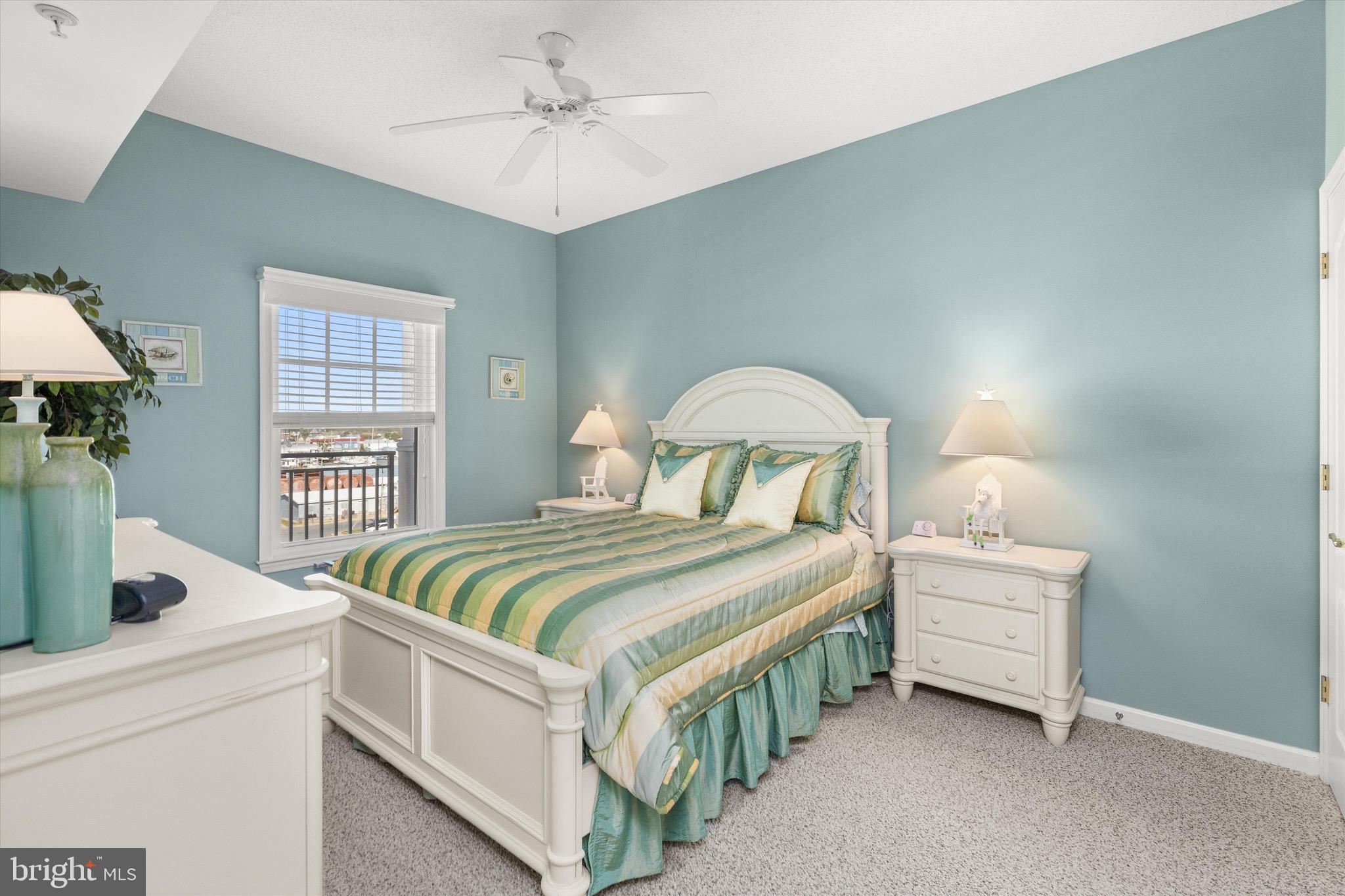 HARBOUR LIGHT CONDOS - Residential