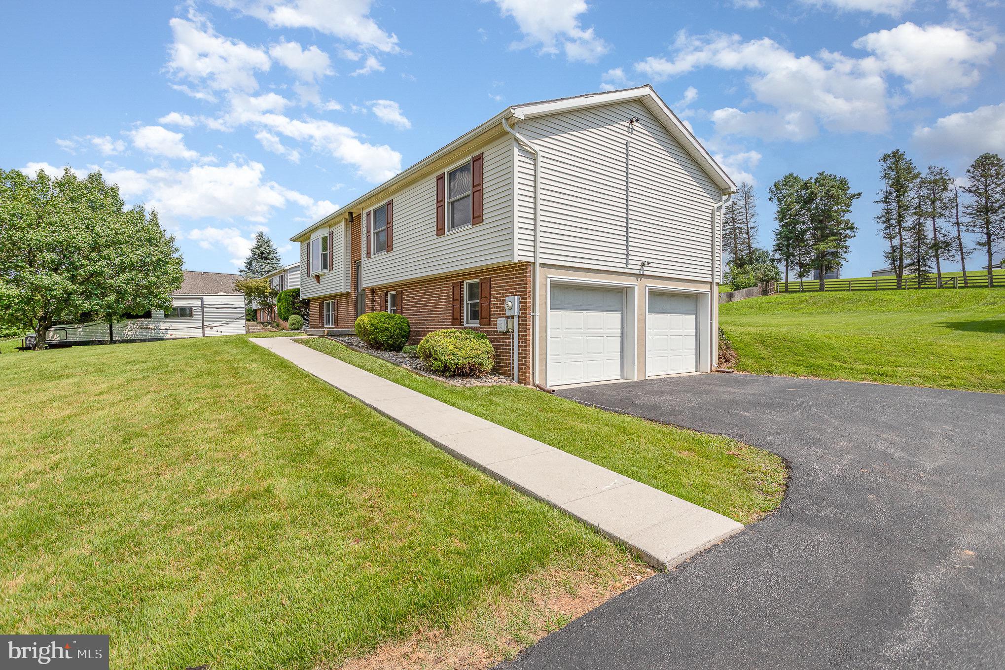 NEW TO THE MARKET!!! Welcome to 71 Pheasant Ridge Rd, discover your ideal home in this charming split-level property built in 1987. Spanning 1,146 sqft, this residence features three bedrooms and a full bath, offering ample space for comfort and versatility. The home is equipped with central air conditioning and heating, ensuring year-round comfort.
This property highlights a practical kitchen space complete with essential appliances including a dishwasher, refrigerator, and stove, ready to meet your everyday culinary needs.
Positioned on a generous 0.63-acre lot, it provides plenty of outdoor space for leisure and recreation, while the attached two-car garage offers convenience and extra storage.
Located within the reputable Southwestern school district, this home is perfectly situated close to the scenic Codorus State Park and lake Marburg, with downtown Hanover only a quick ten-minute drive away. Easy access to Route 94 ensures smooth commutes to nearby communities such as Manchester, Gettysburg, New Oxford, and Shrewsbury. Embrace a lifestyle filled with both natural beauty and convenient urban access.