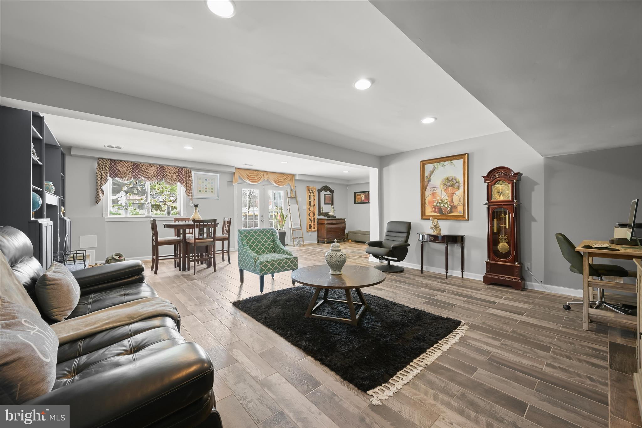 SILVER SPRING - Residential