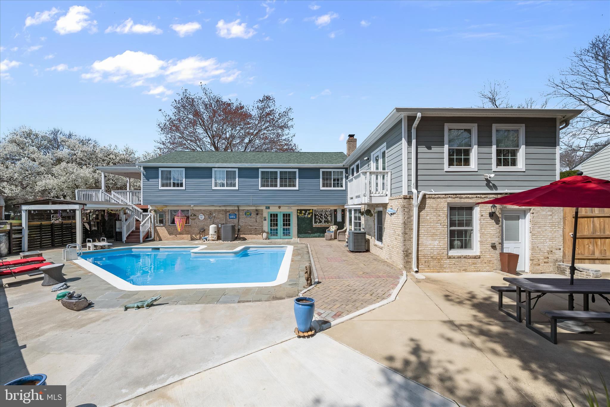 SILVER SPRING - Residential