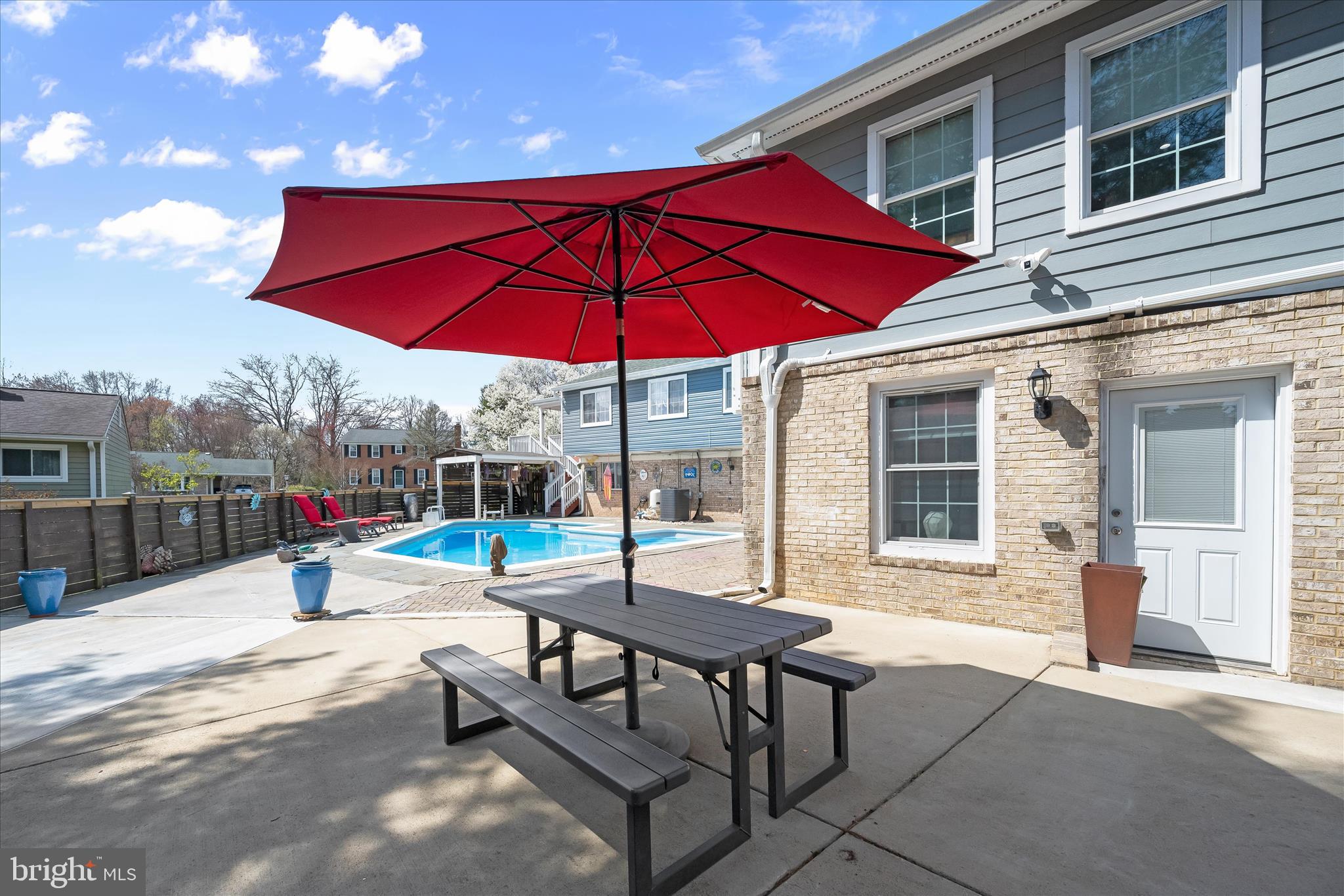 SILVER SPRING - Residential
