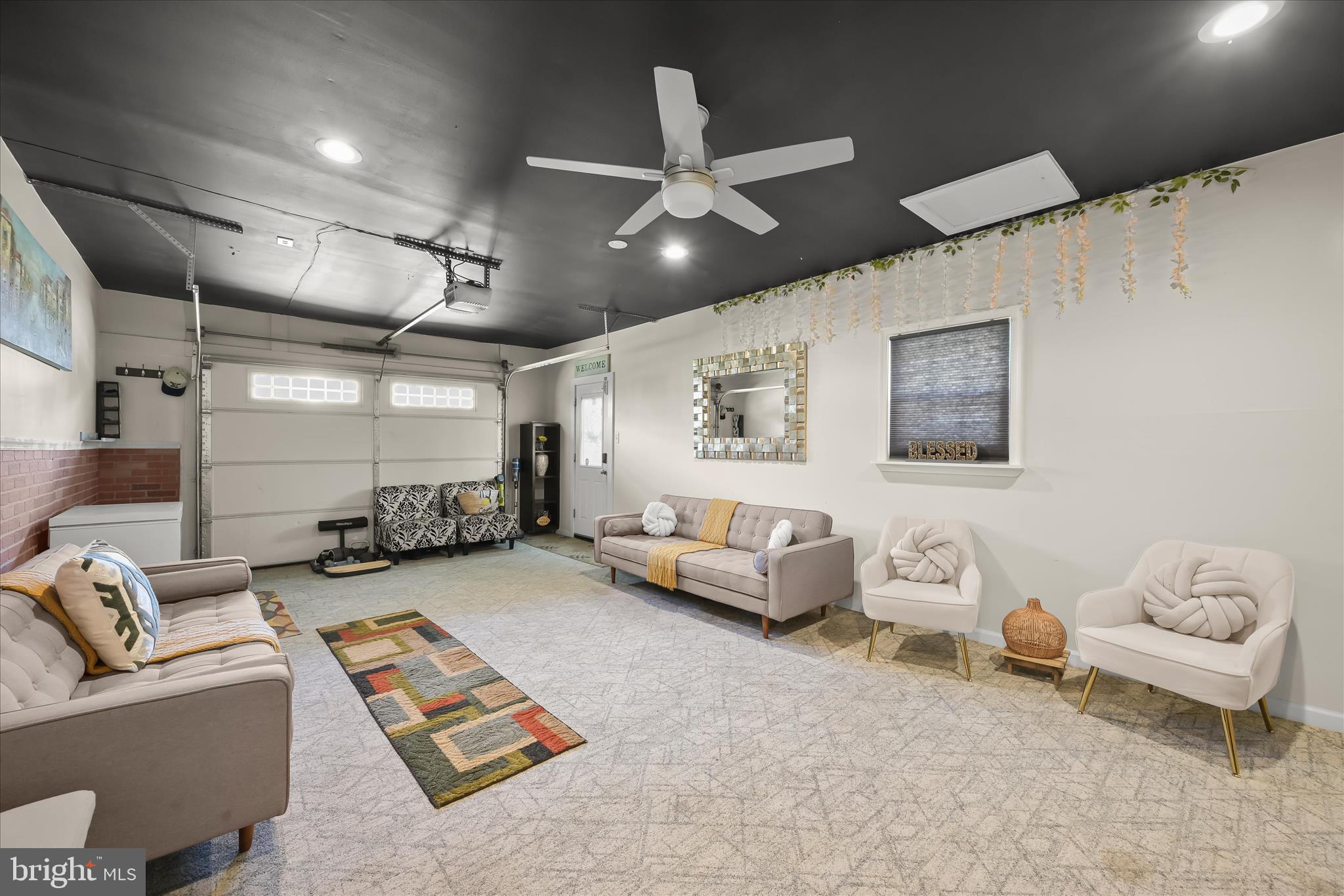 SILVER SPRING - Residential