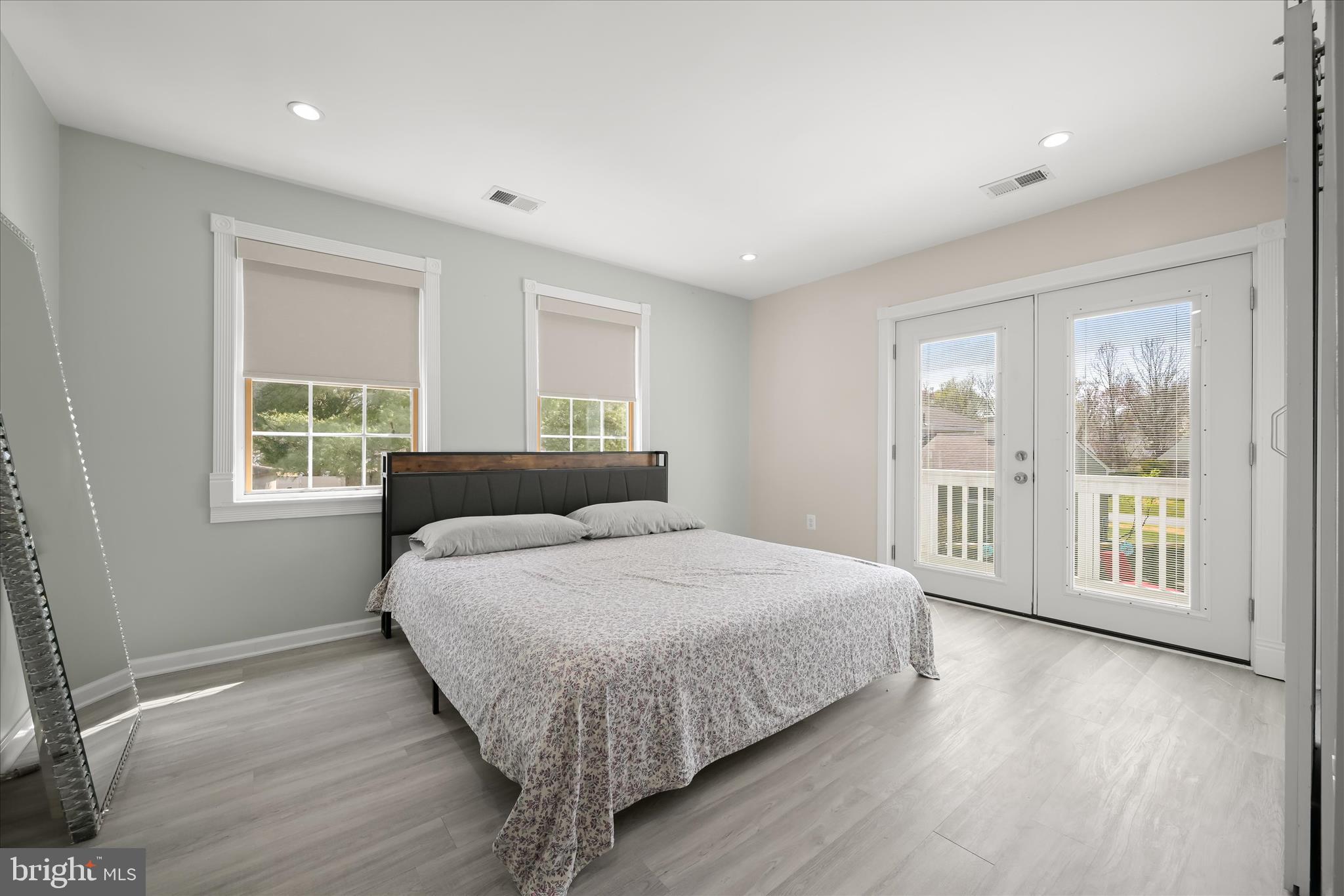 SILVER SPRING - Residential