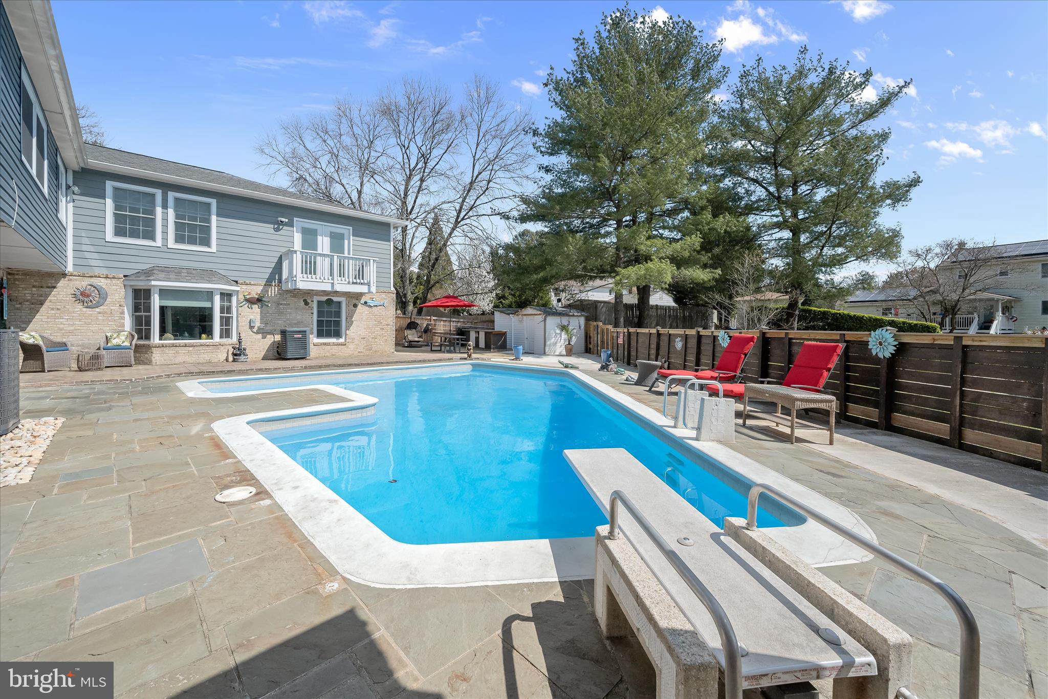 SILVER SPRING - Residential