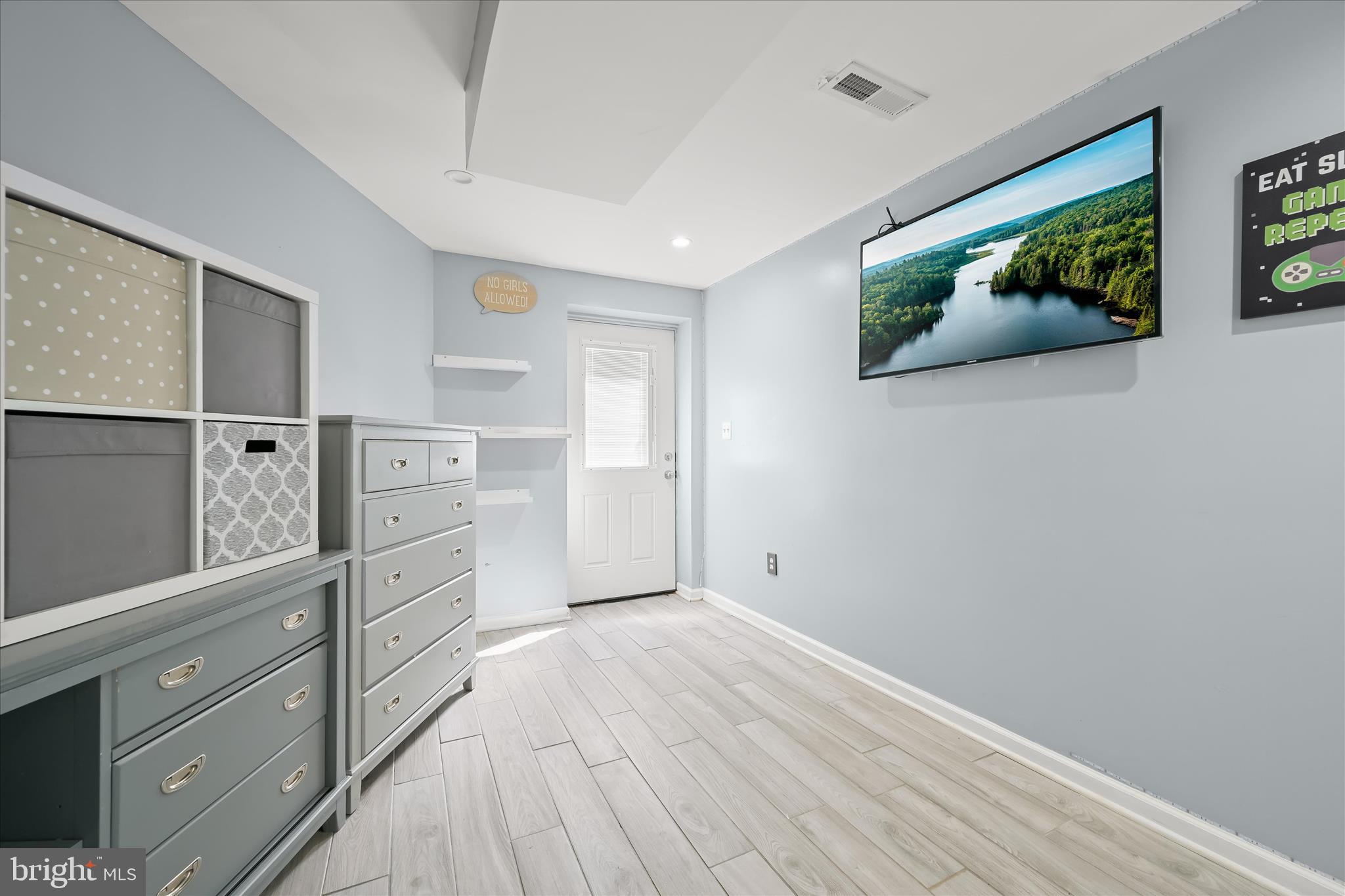 SILVER SPRING - Residential