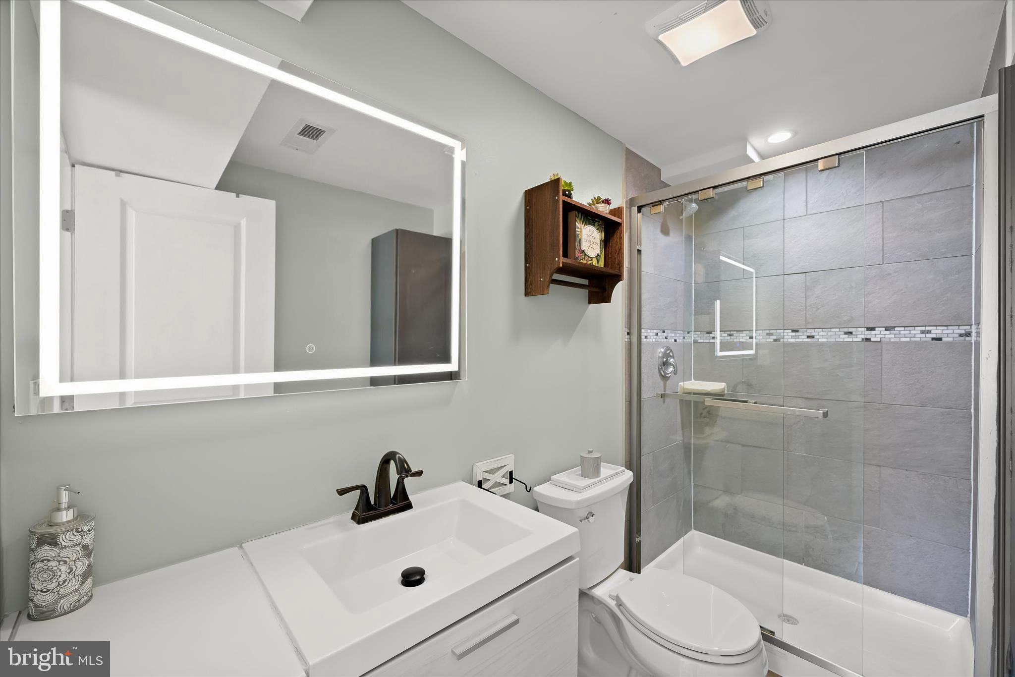 SILVER SPRING - Residential