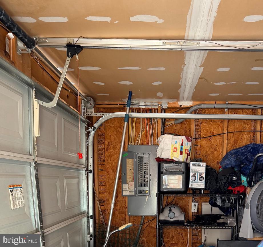 MILLS FARM - Residential