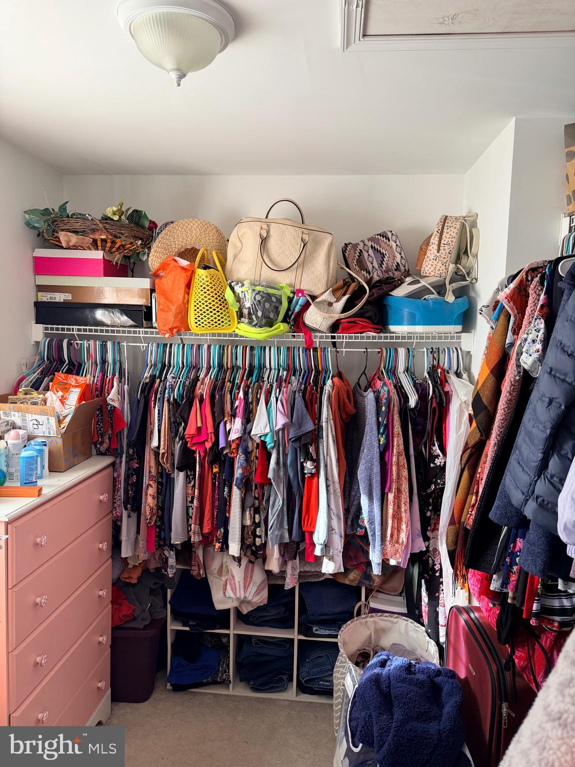 MILLS FARM - Residential