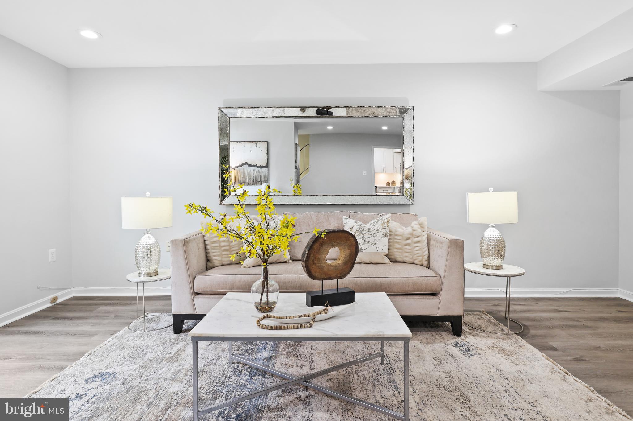 TERRACE TOWNHOUSES OF ANNANDALE - Residential