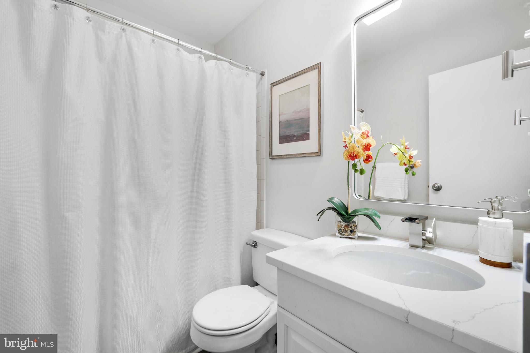 TERRACE TOWNHOUSES OF ANNANDALE - Residential