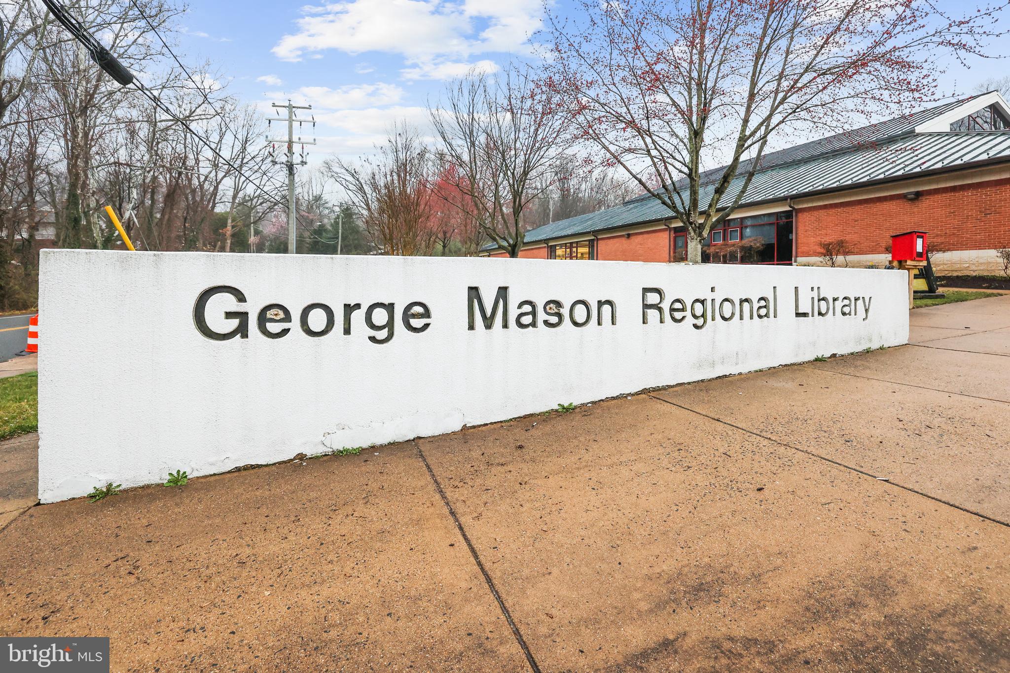 TERRACE TOWNHOUSES OF ANNANDALE - Residential