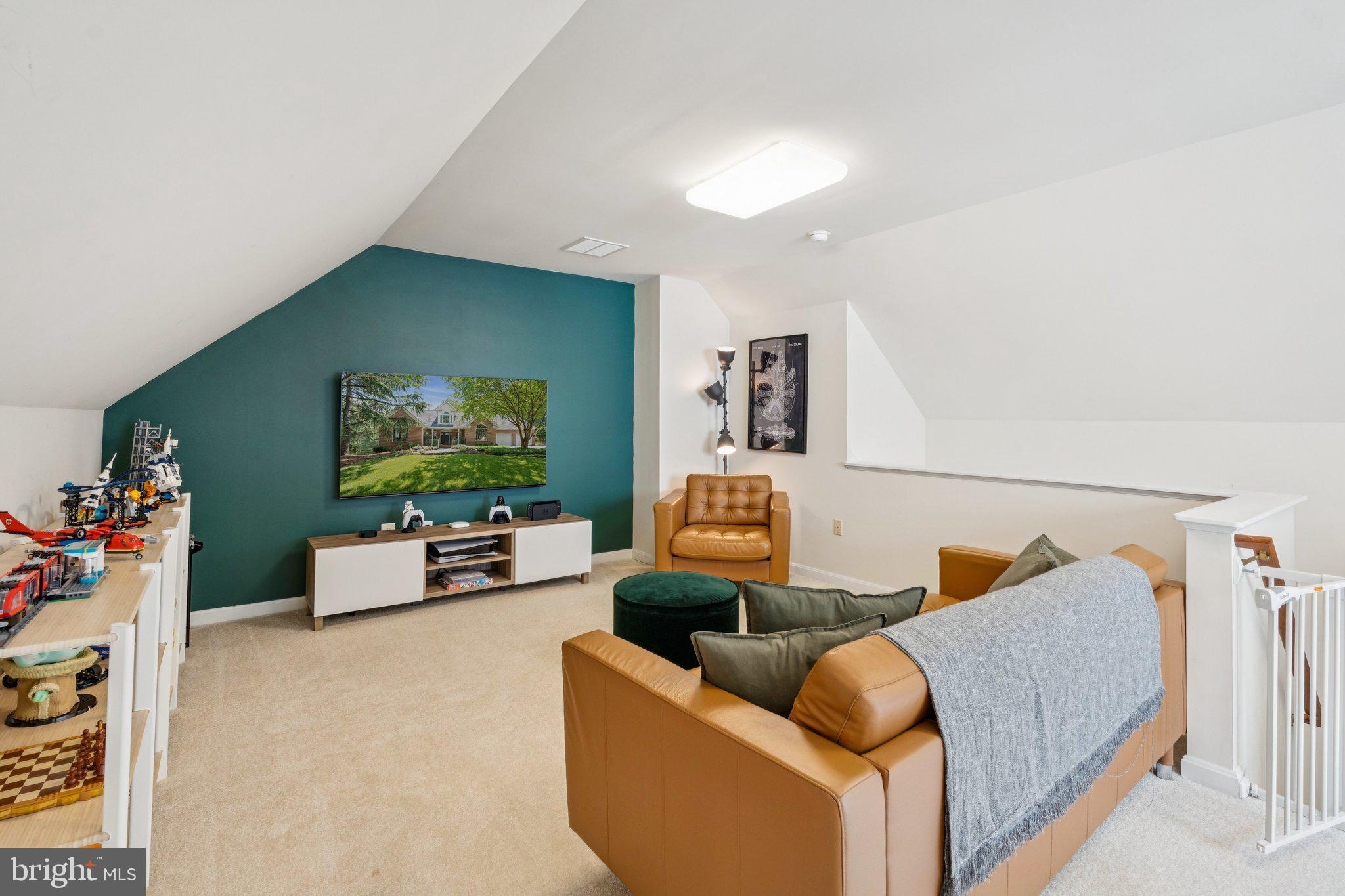 WEST RIDING - Residential