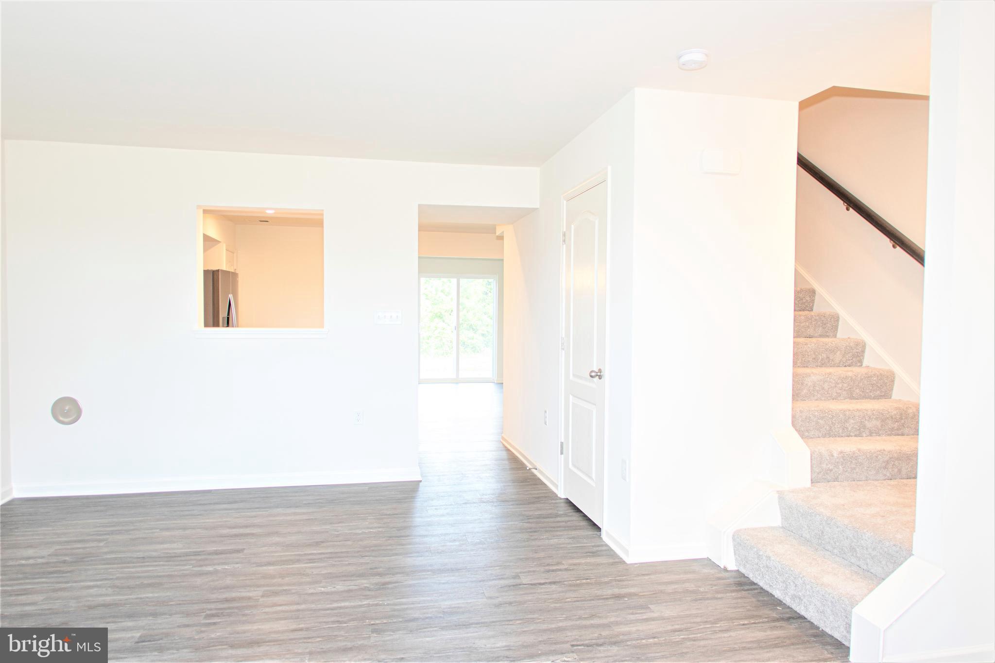 BRIAR RUN - Residential