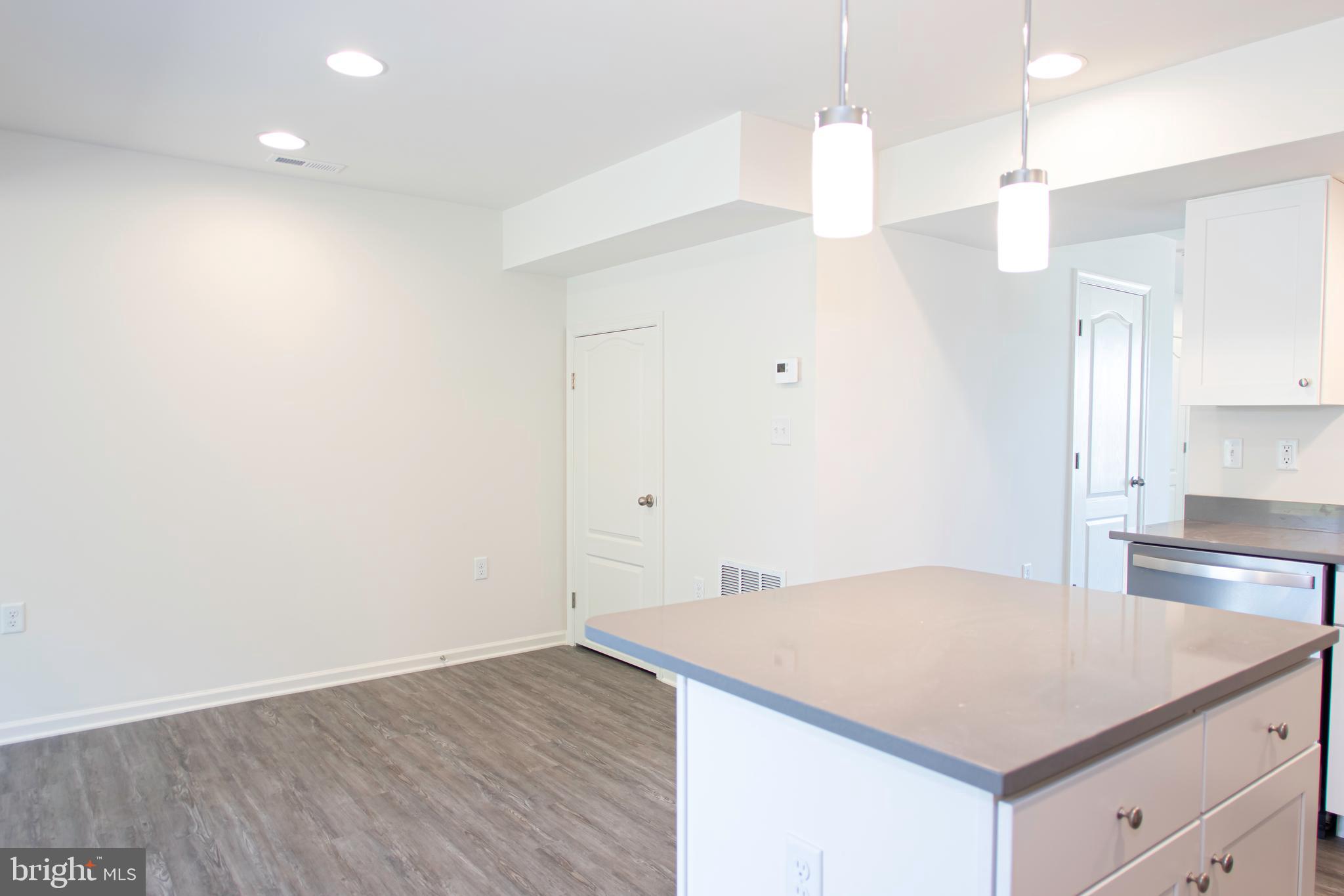 BRIAR RUN - Residential