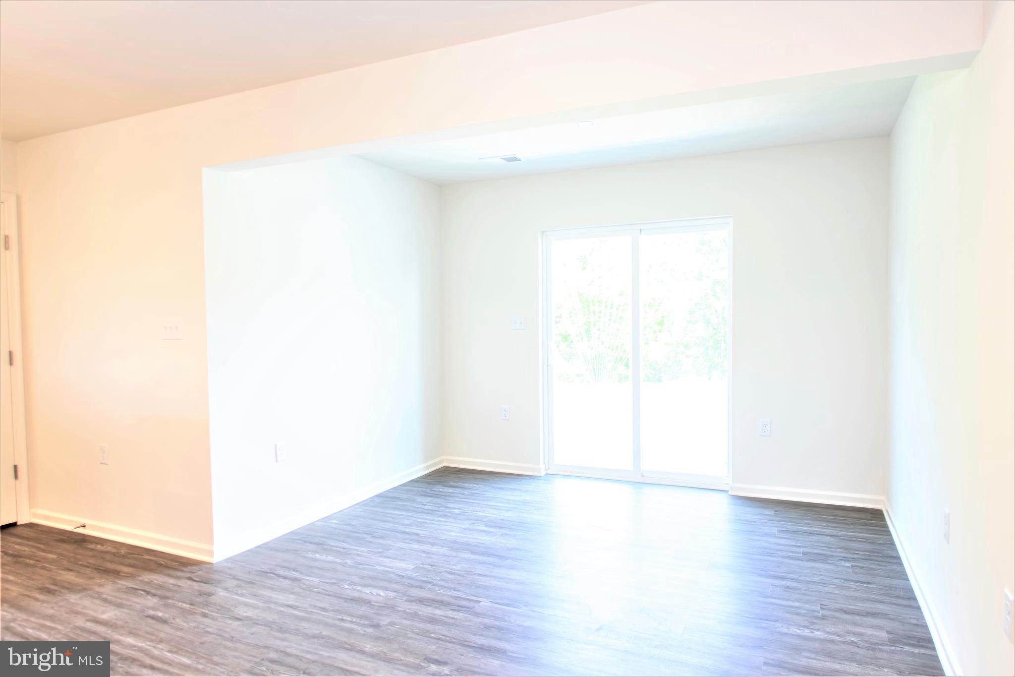 BRIAR RUN - Residential