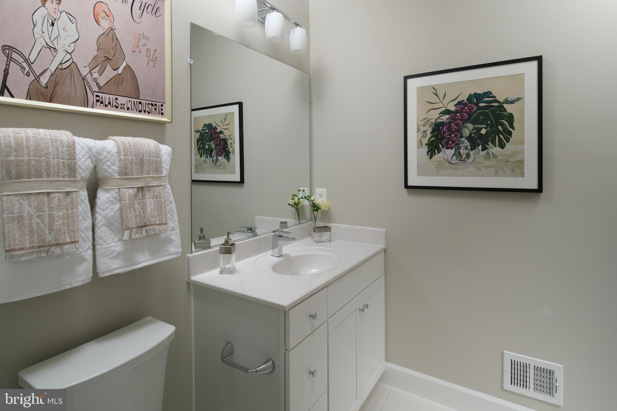 GATEWAY WEST - Residential