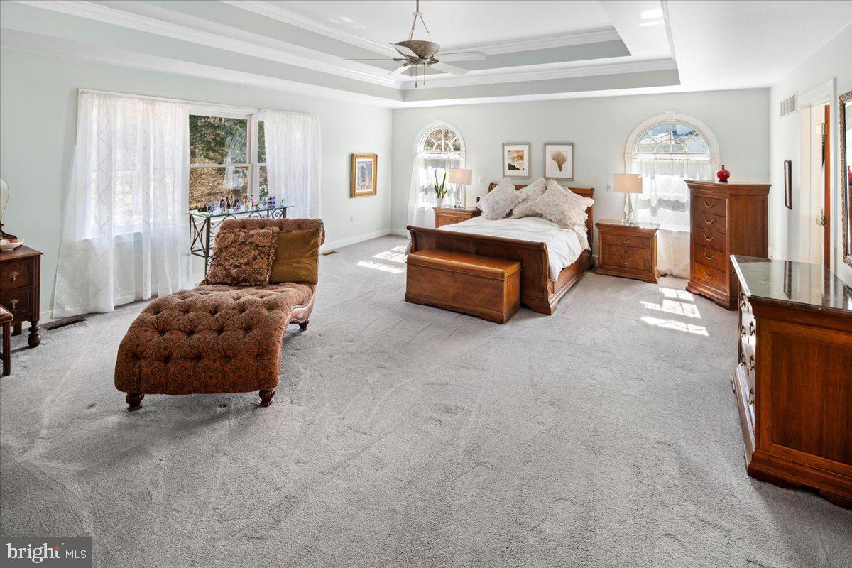 KINGSWOODS - Residential