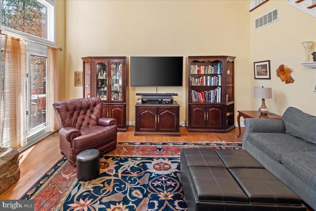 KINGSWOODS - Residential