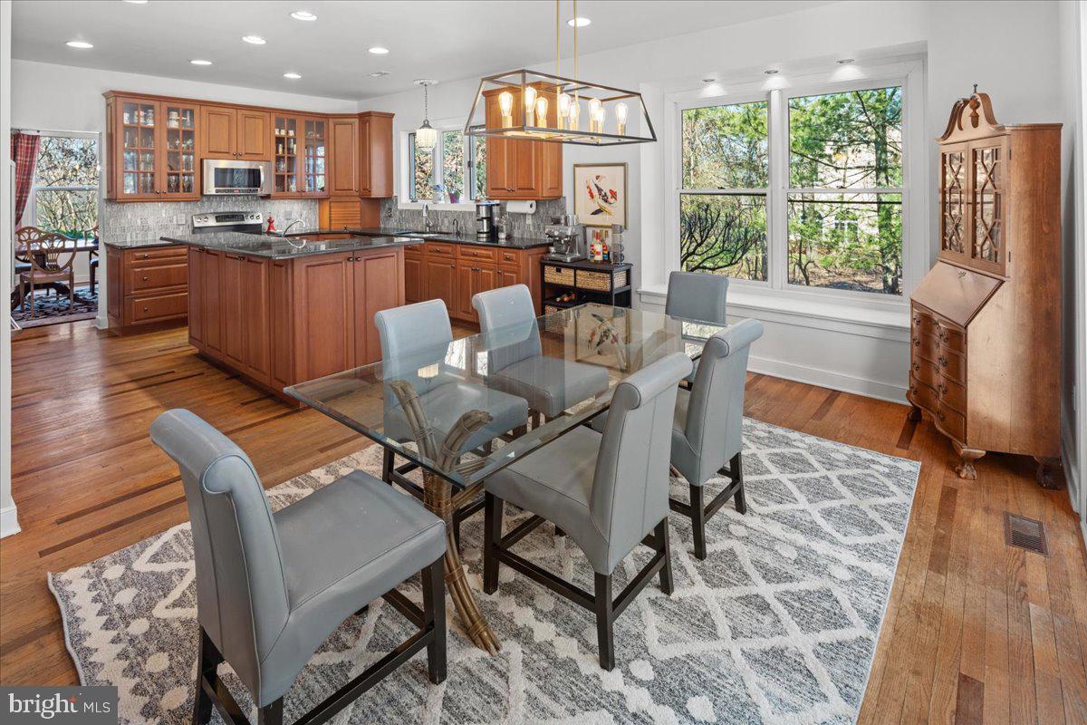 KINGSWOODS - Residential