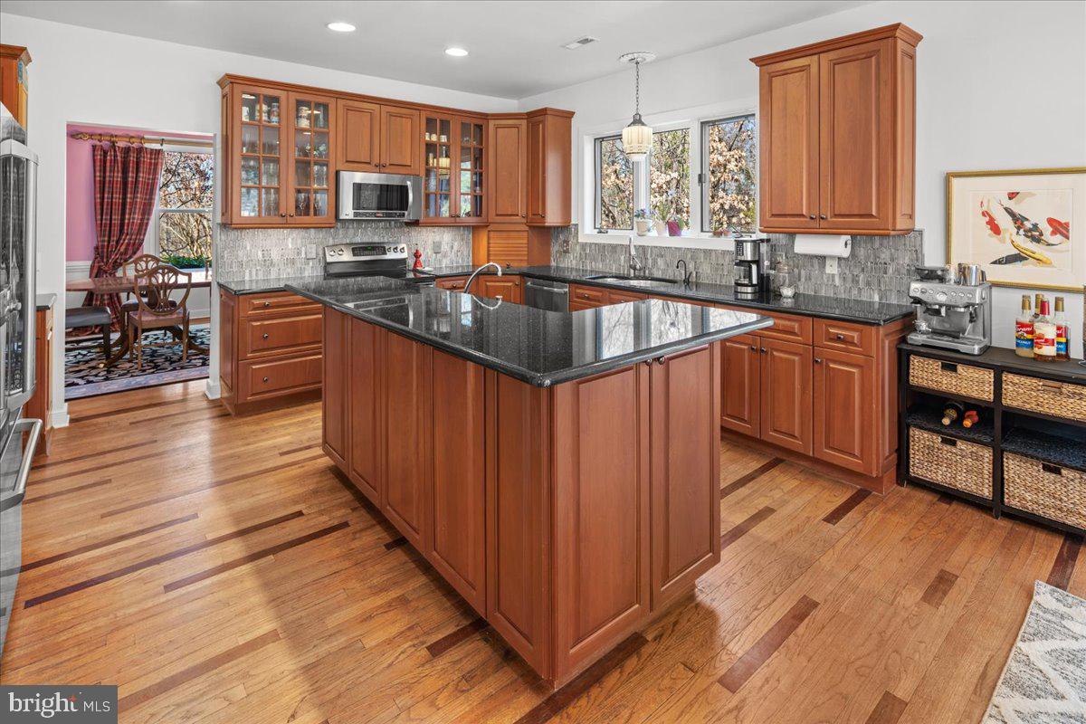 KINGSWOODS - Residential