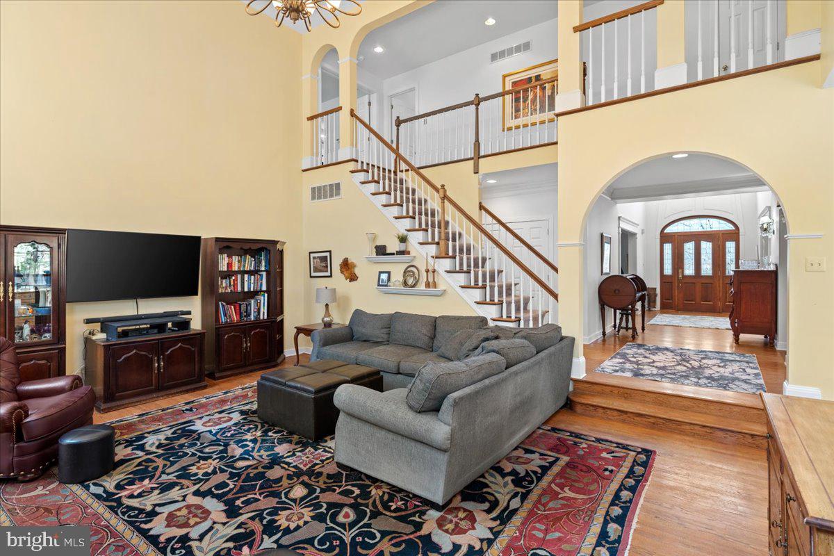 KINGSWOODS - Residential