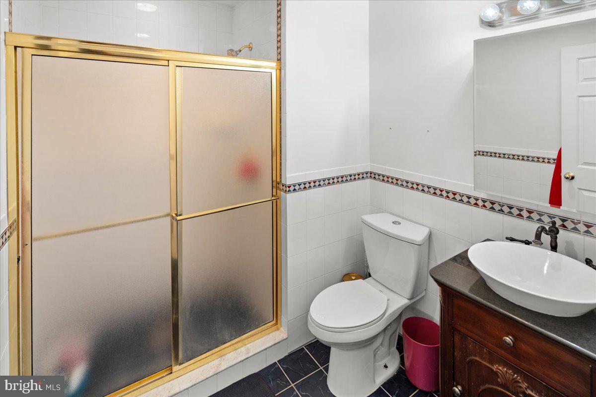 KINGSWOODS - Residential