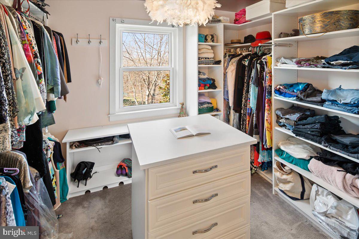 KINGSWOODS - Residential