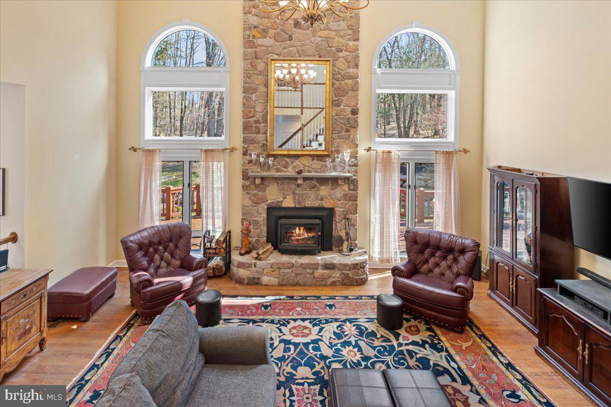 KINGSWOODS - Residential