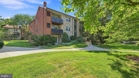 Condo For Sale - 18 Drummers Lane<br/> Chester County, WAYNE, PA 19087
