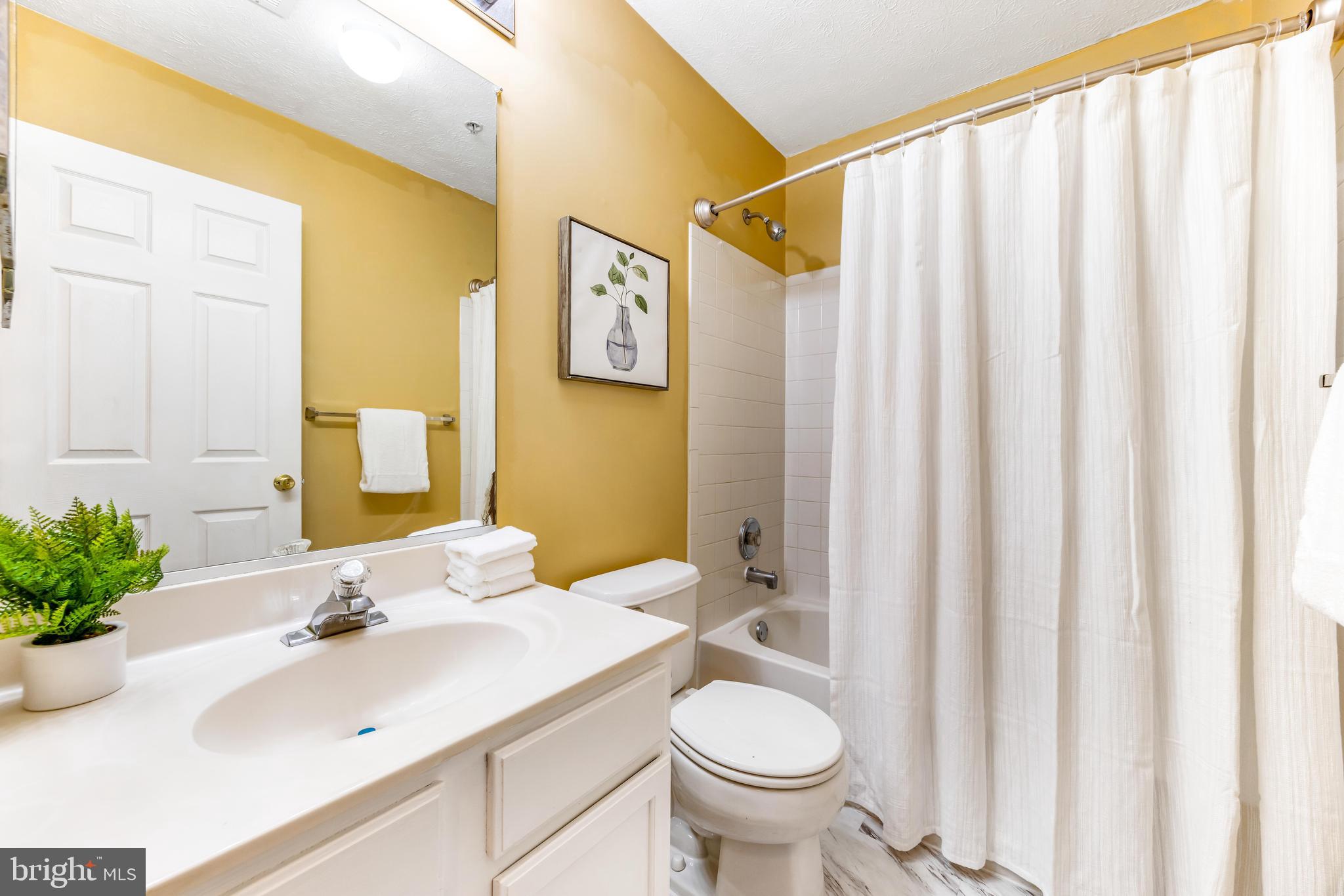 OWINGS MILLS NEWTOWN - Residential