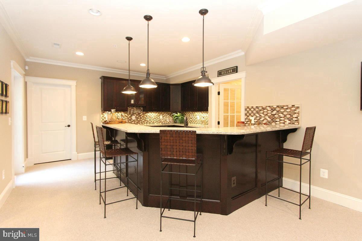 POTOMAC SHORES - Residential Lease