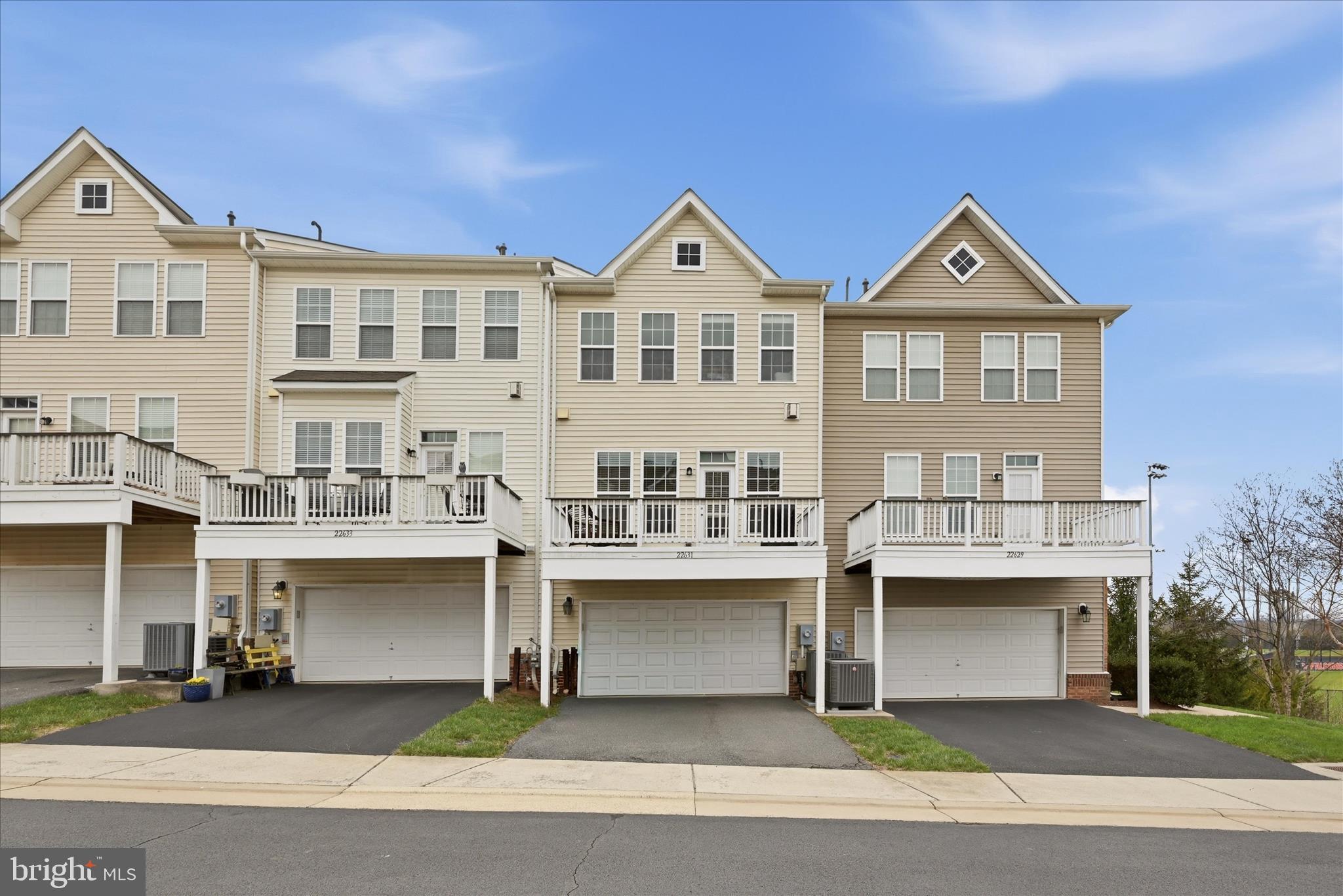 22631 HAWKBILL SQUARE