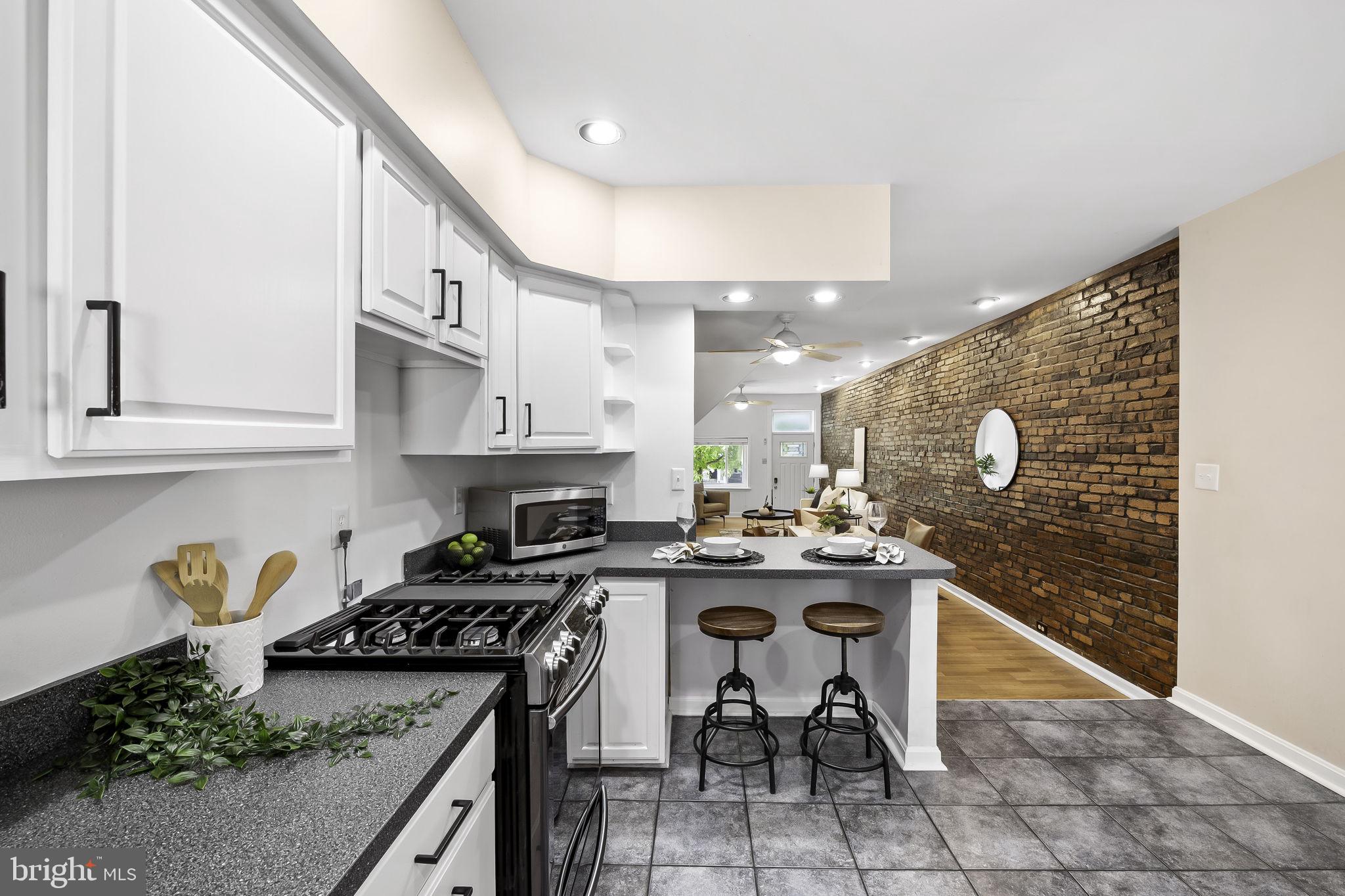 HIGHLANDTOWN - Residential