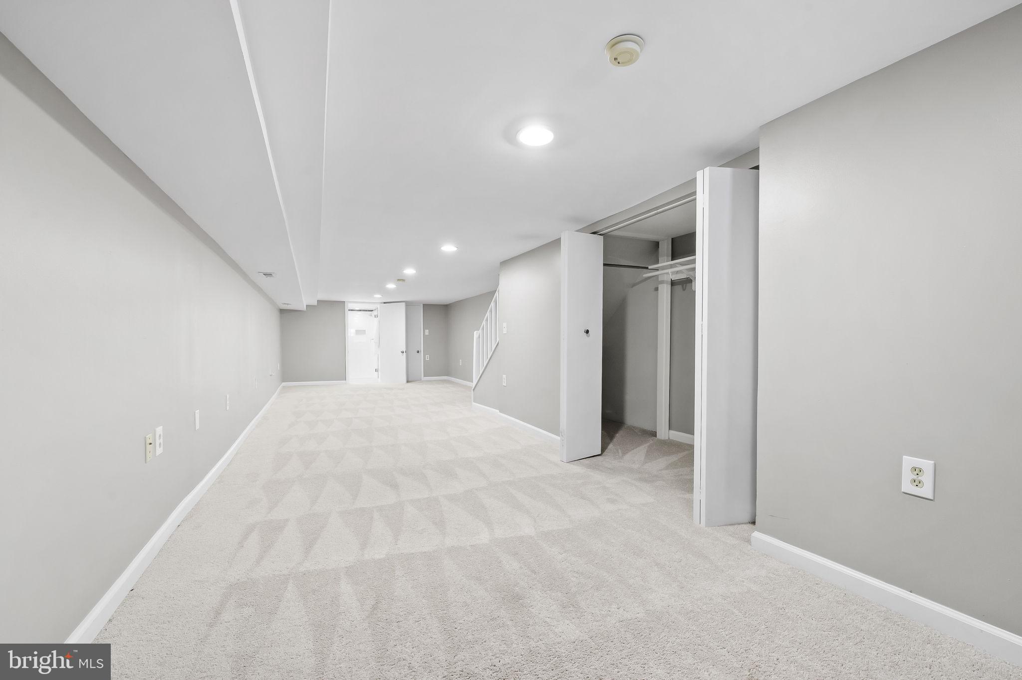 HIGHLANDTOWN - Residential