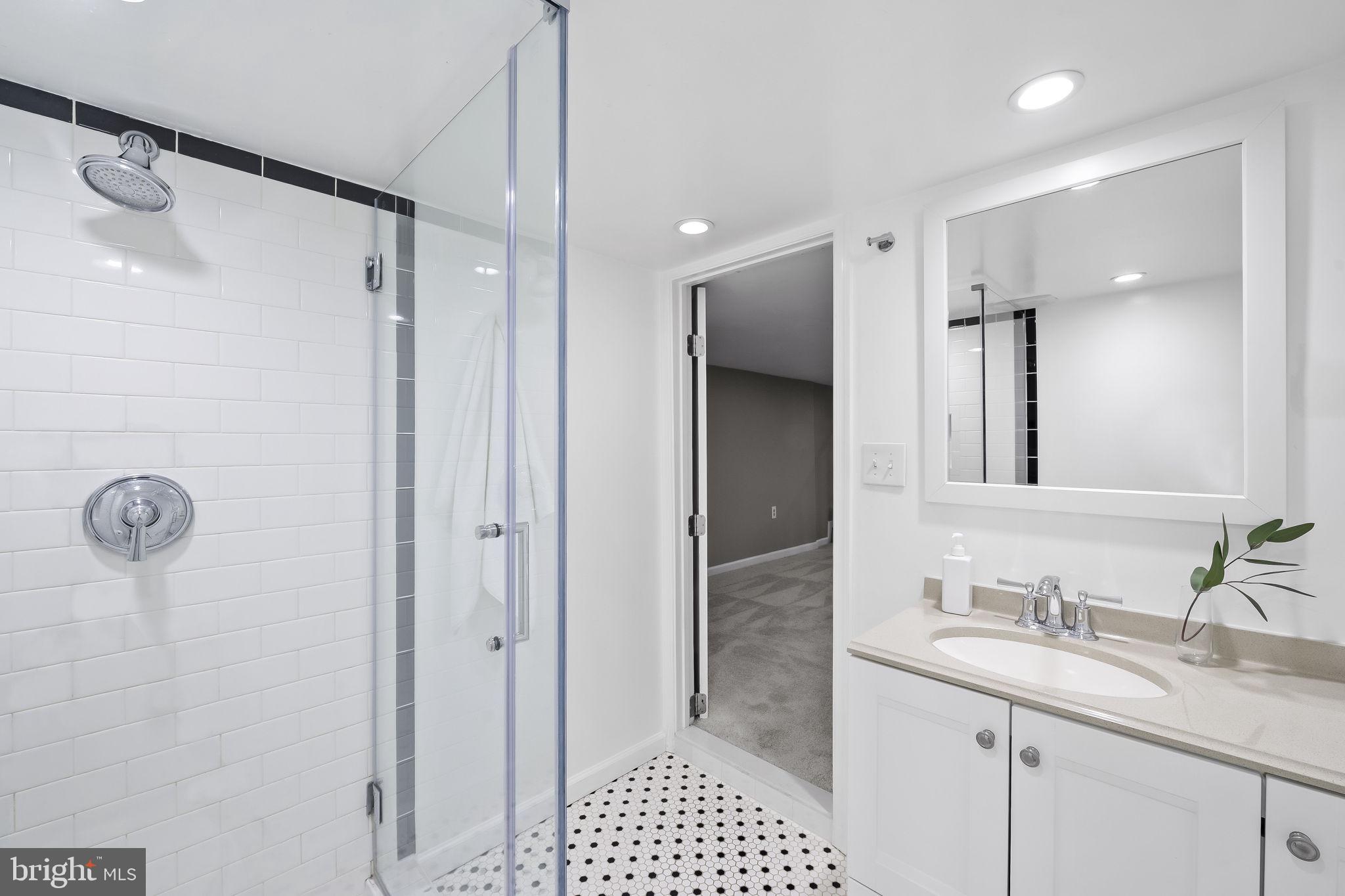 HIGHLANDTOWN - Residential