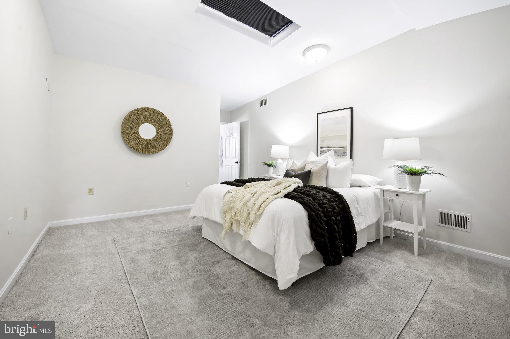 HIGHLANDTOWN - Residential