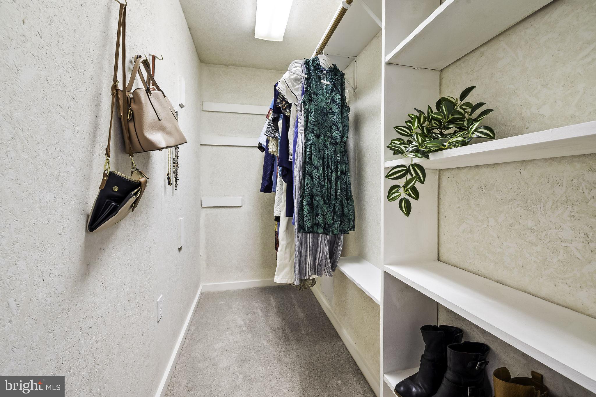 HIGHLANDTOWN - Residential