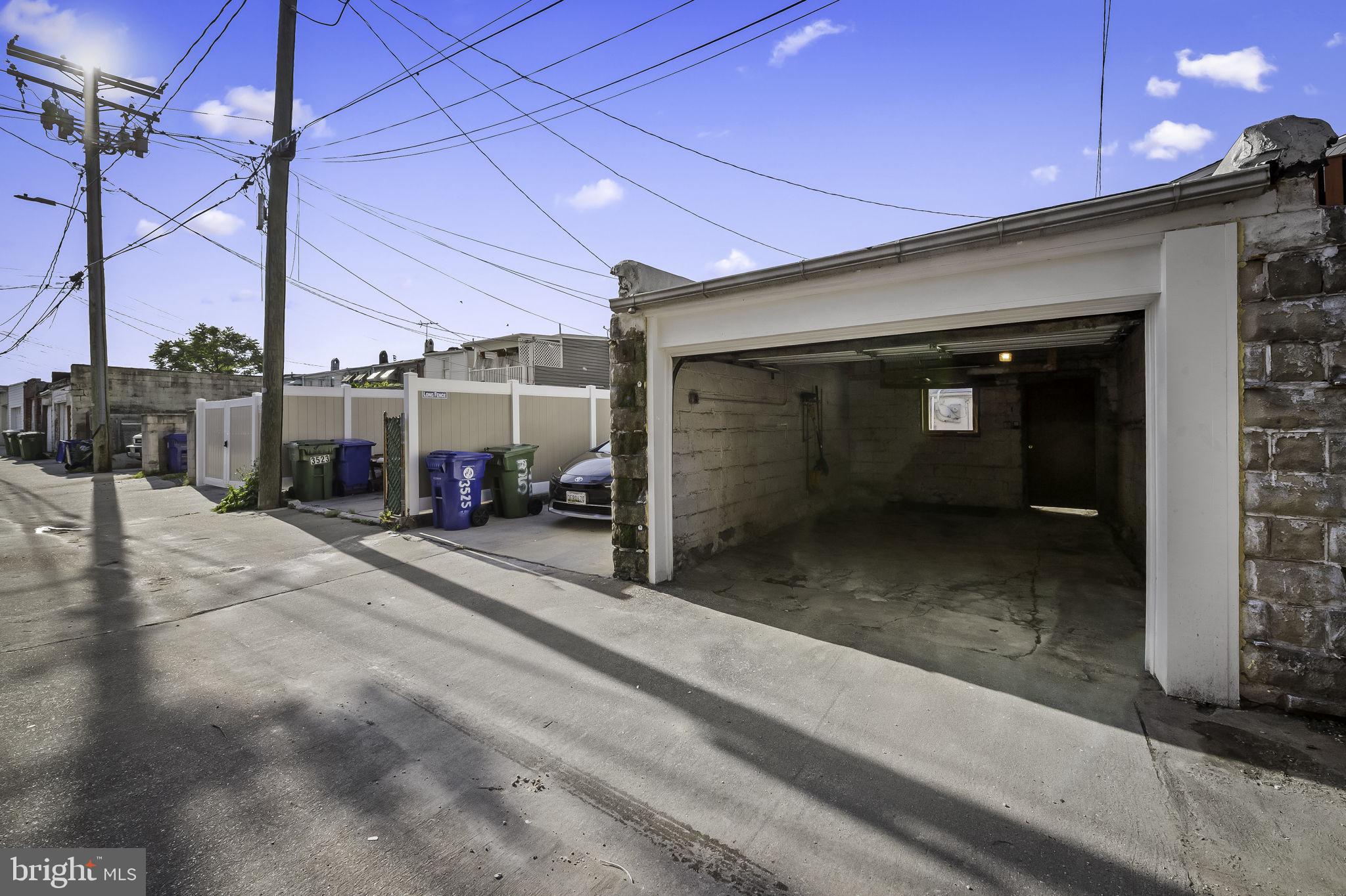 HIGHLANDTOWN - Residential