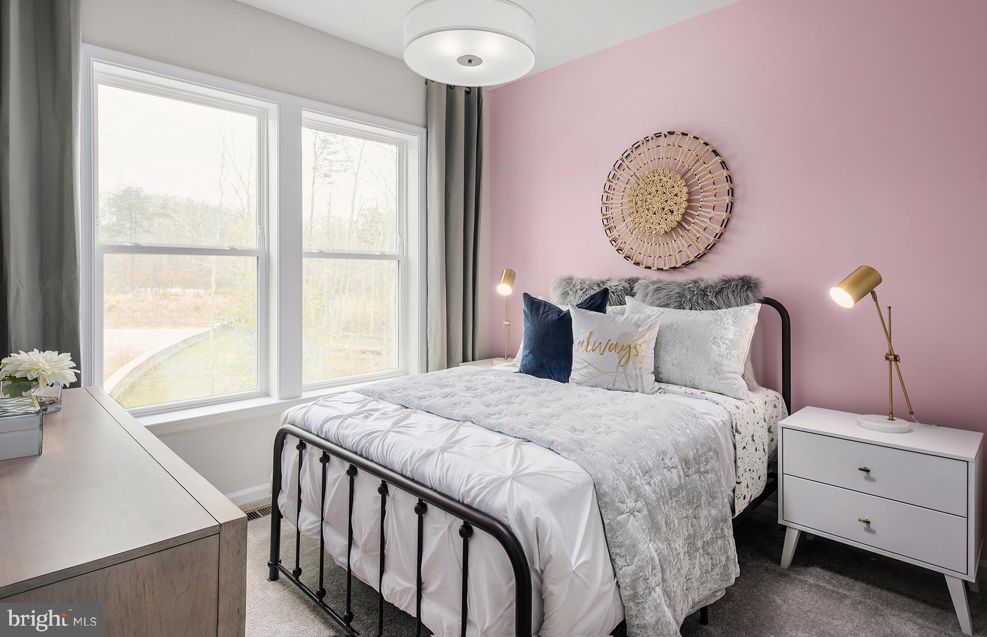 OVERLOOK AT FAIRFAX BOULEVARD - Residential