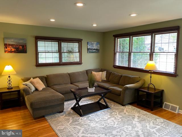 SUNSET GROVE - Residential