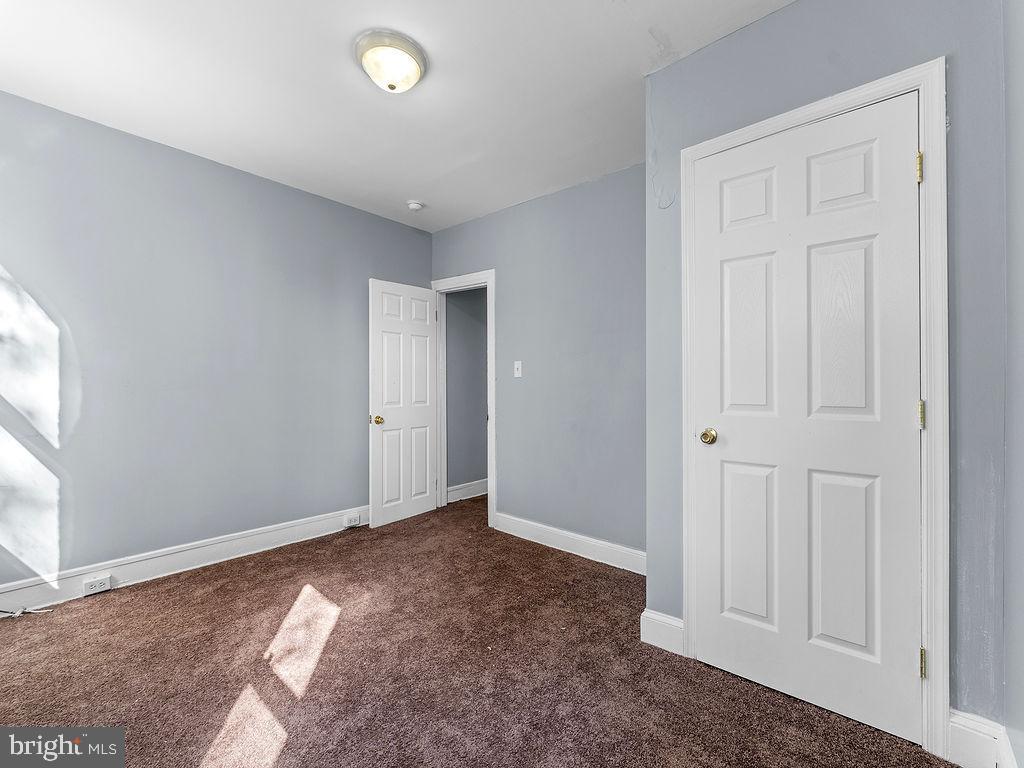 WOODMERE - Residential