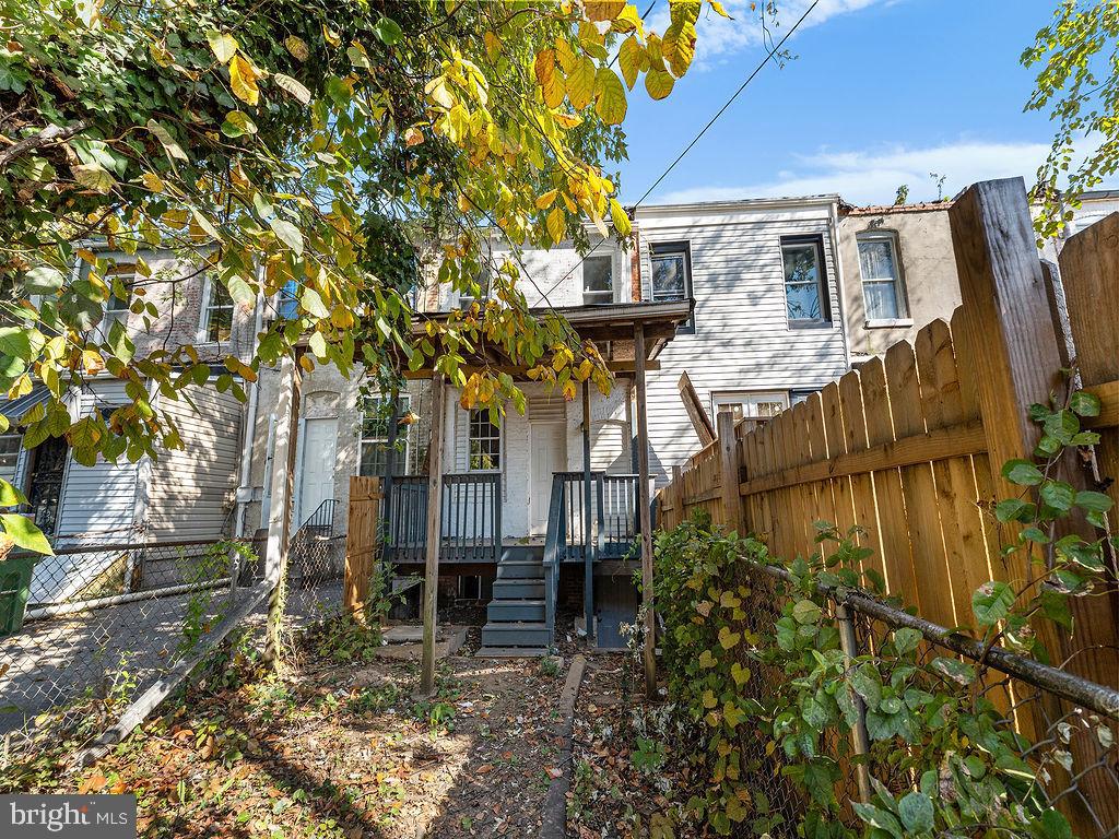 WOODMERE - Residential